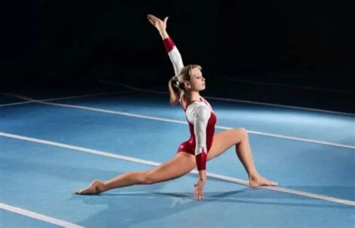 10 Gymnastics Skills From Old Days That Disappeared From The Sport