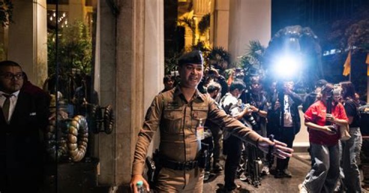 Naked Gunman Opens Fire In Nashville Waffle House Killing Four