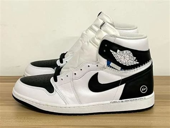 "Fragment" Air Jordan 1s Releasing Again At This Sneaker Store