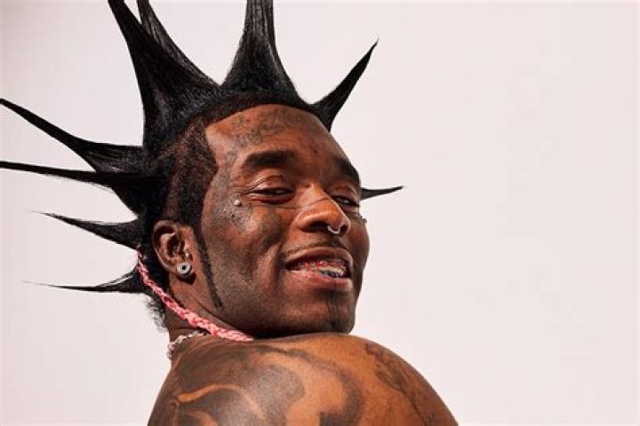 Lil Uzi Vert Debuts New Hairstyle & Face Piercings