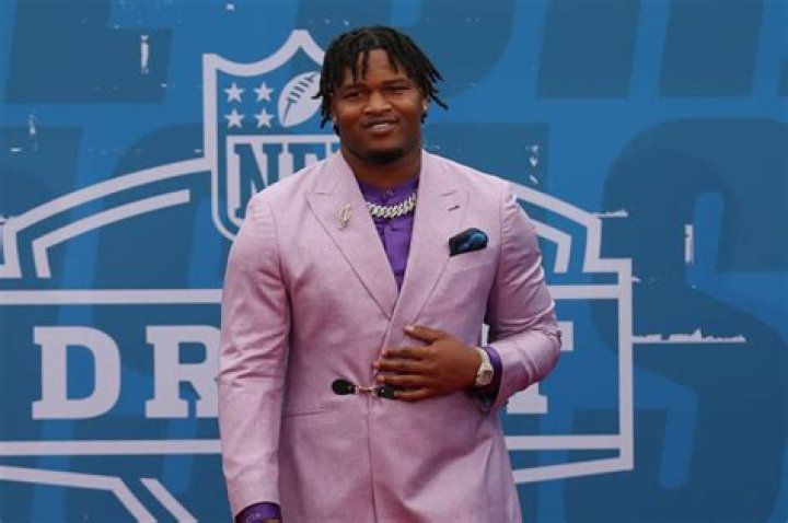 NFL Reporter Accidentally Says Jalen Carter Has A Big Dick