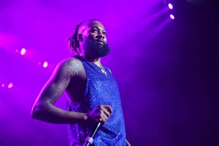 Sammie Announces He & His Partner Are Expecting A Daughter