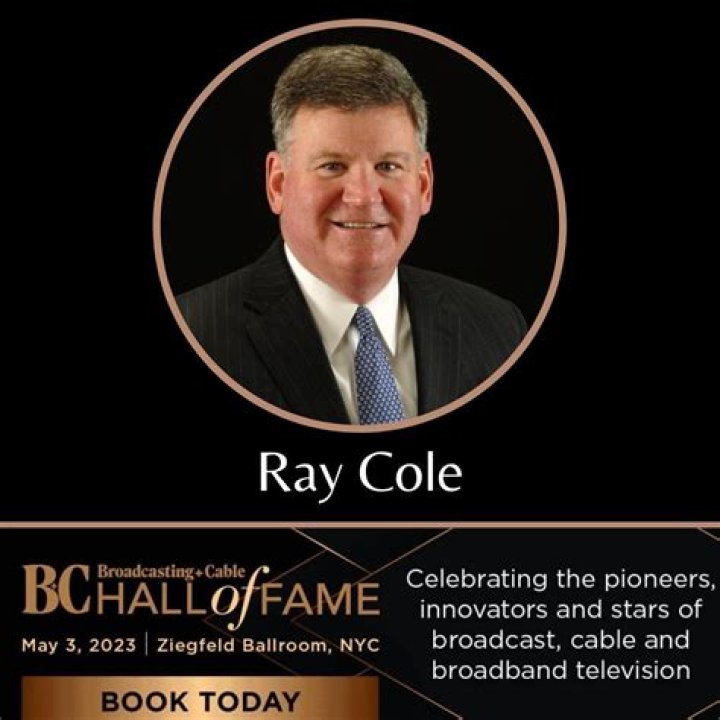 Sommer Ray Says She Slept With Cole Bennett, Claims He Isn't Famous