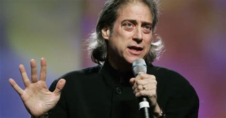 Remembering Richard Lewis: The Comedian's Funniest Roles