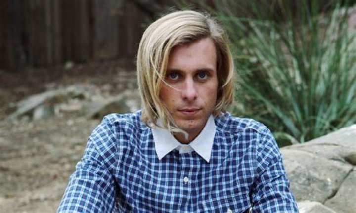 Aaron Bruno (Rock Singer) - Age, Birthday, Bio, Facts, Family, Net Worth, Height & More