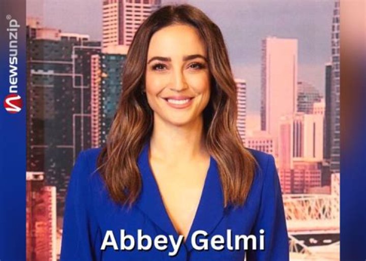 Abbey Gelmi Height, Weight, Net Worth, Age, Birthday, Wikipedia, Who, Nationality, Biography