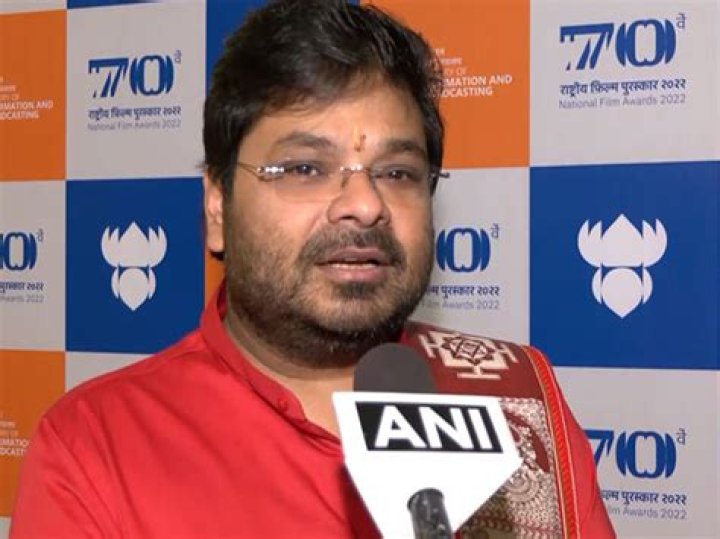 Abhishek Agarwal Biography, Age, Height, Wife, Net Worth, Family