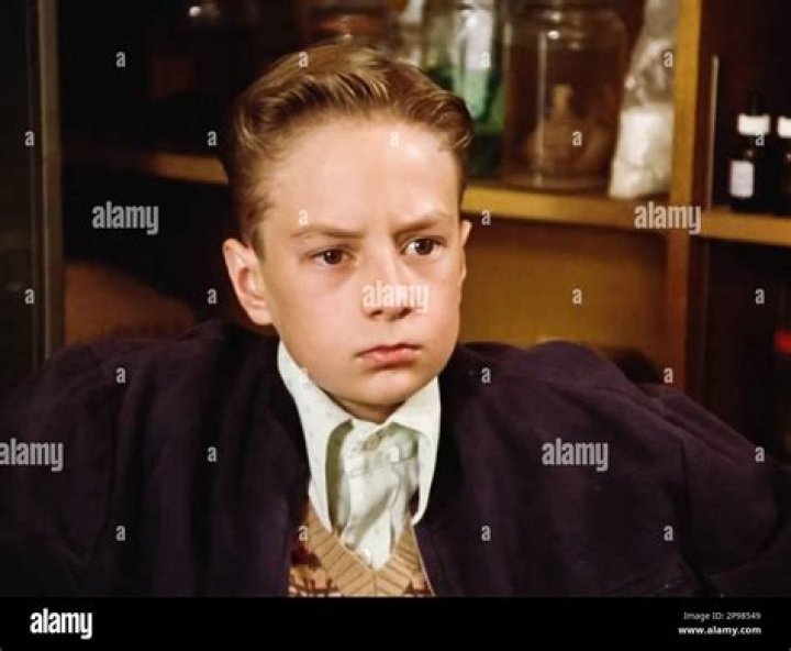 Adam Faraizl – Celebsgraphy