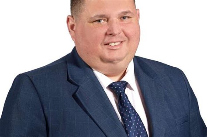 Adam Kowalczyk Biography, Age, Height, Wife, Net Worth, Family