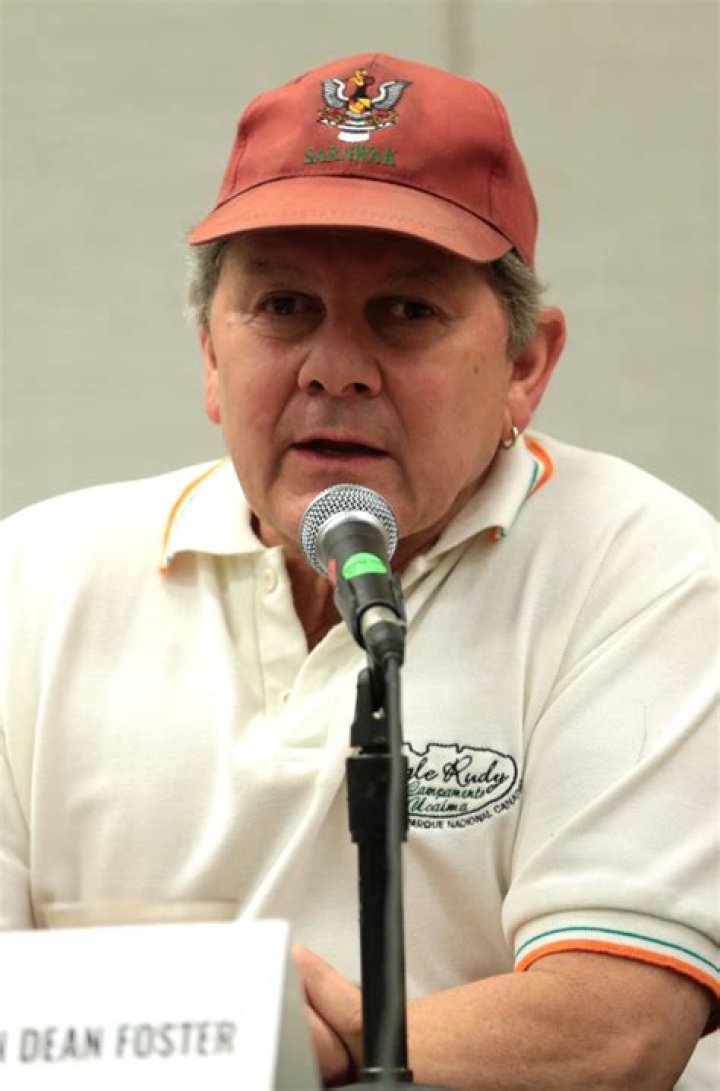 Alan Dean Foster Biography, Age, Height, Wife, Net Worth, Family