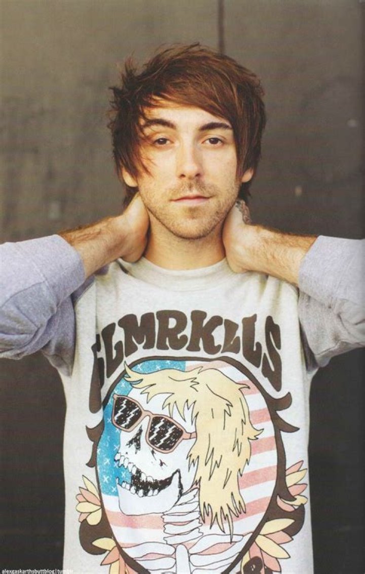 Alex Gaskarth Biography, Age, Height, Wife, Net Worth, Family