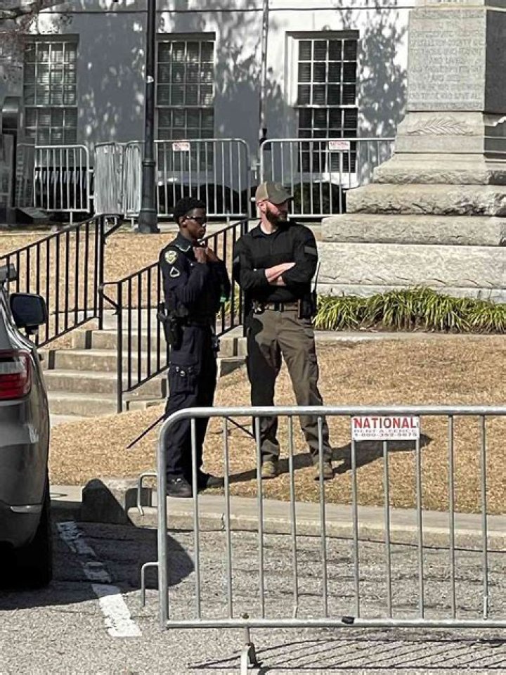 
Alex Murdaugh Was Confronted By Law Firm About ‘Stolen’ Money on the Day of Family Killings: Witness 