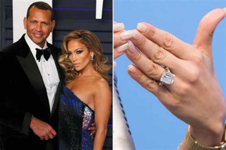 Alex Rodriguez Hardcore Gushes About Girlfriend J.Lo in English and Spanish!