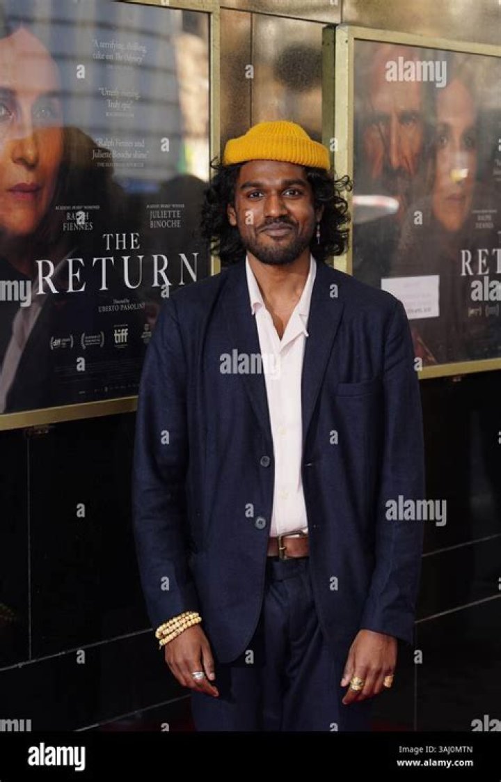 Amesh Edireweera Facts, Age, Birthday, Wikipedia, Who, Family, Biography