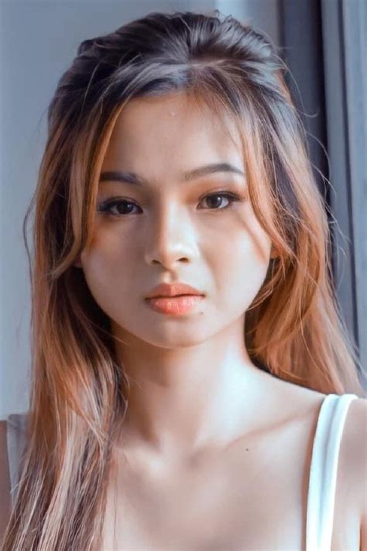 Angeli Khang Biodata, Wiki, Height, Age, Husband, Family, Nationality & More