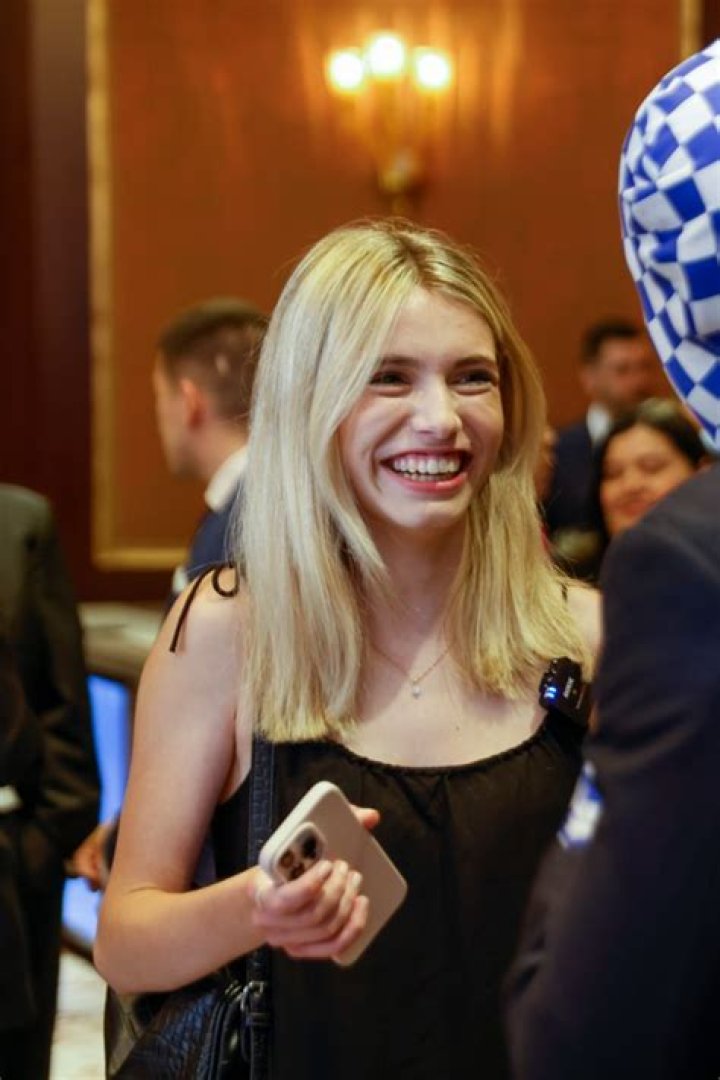 Anna Cramling Height, Weight, Net Worth, Age, Birthday, Wikipedia, Who, Instagram, Biography