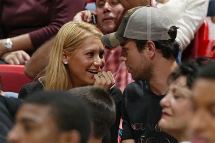 How tall is Anna Kournikova