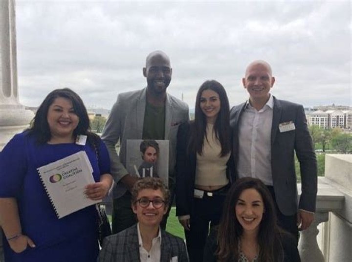 Anthony Carrigan Biography, Age, Height, Wife, Net Worth, Family