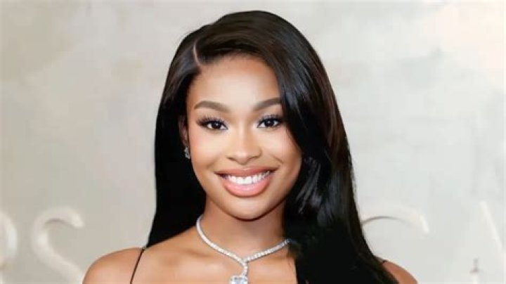 Apryl Jones Net Worth, Age, Zodiac Sign, Height And Biography