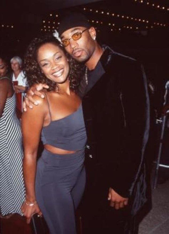 Arnelle Simpson (Family Member) - Age, Birthday, Bio, Facts, Family, Net Worth, Height & More