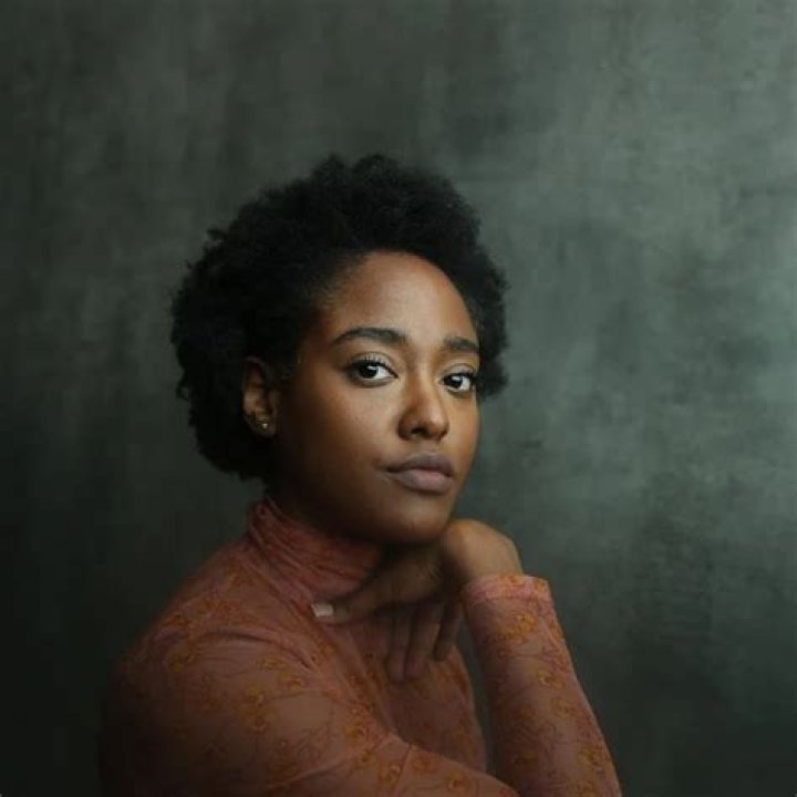 Arsema Thomas (TV Actress) - Age, Birthday, Bio, Facts, Family, Net Worth, Height & More