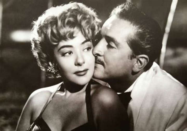 Arturo de Córdova Biography, Age, Height, Wife, Net Worth, Family