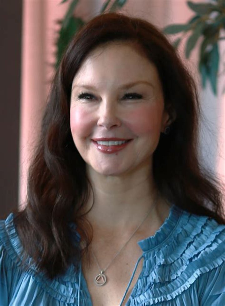Ashley Judd (Movie Actress) - Age, Birthday, Bio, Facts, Family, Net Worth, Height & More