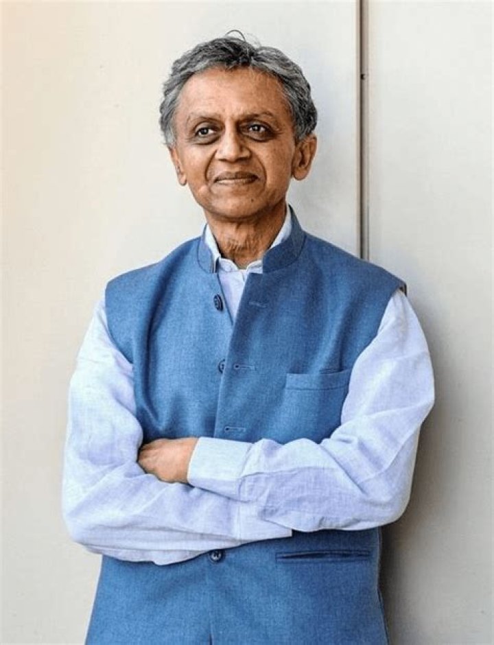 Ashoka Mody Biography, Age, Height, Wife, Net Worth, Family