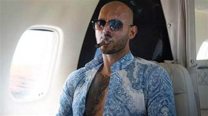 
Ava Maybee Career Earnings- How Rich Is Chad Smith Daughter In 2022? 