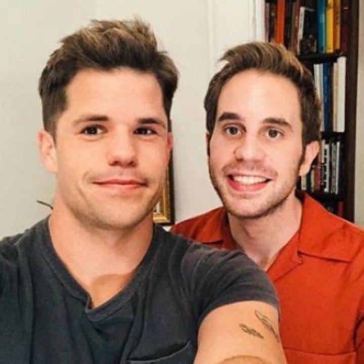 Bayard Carver – Celebsgraphy