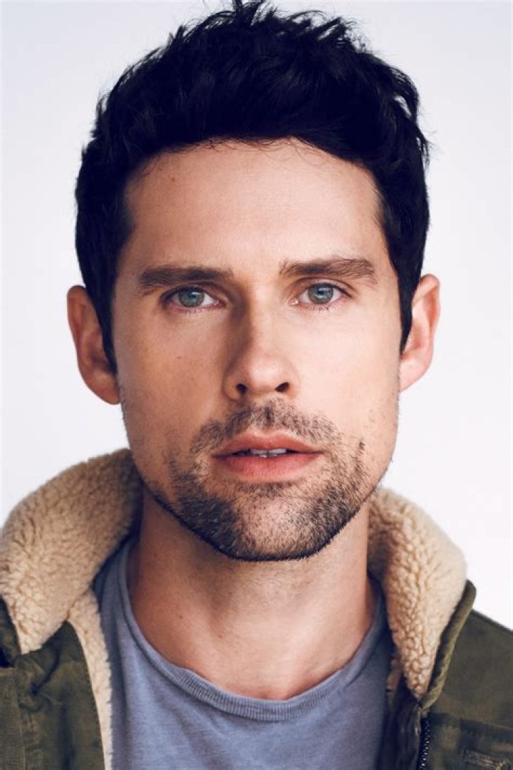 Ben Hollingsworth biografía, edad, altura, esposo, net worth, familia