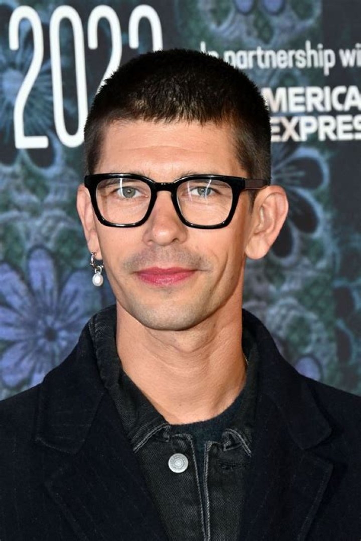 Ben Whishaw – Celebsgraphy