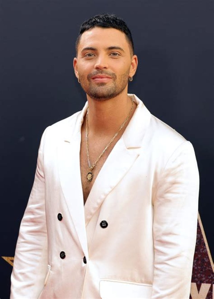 Benjamin Levy Aguilar (TV-acteur) - Leeftijd, Verjaardag, Bio, Feiten, Familie, Netto waarde, Hoogte & Meer