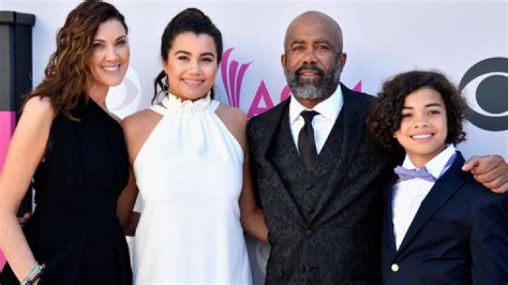 Who Is Beth Leonard? Wiki, Age, Net Worth, Husband, Kids, Height, Family, Biography, and more