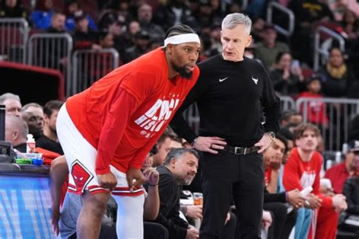 Billy Donovan (Basketball Coach) - Age, Birthday, Bio, Facts, Family, Net Worth, Height & More