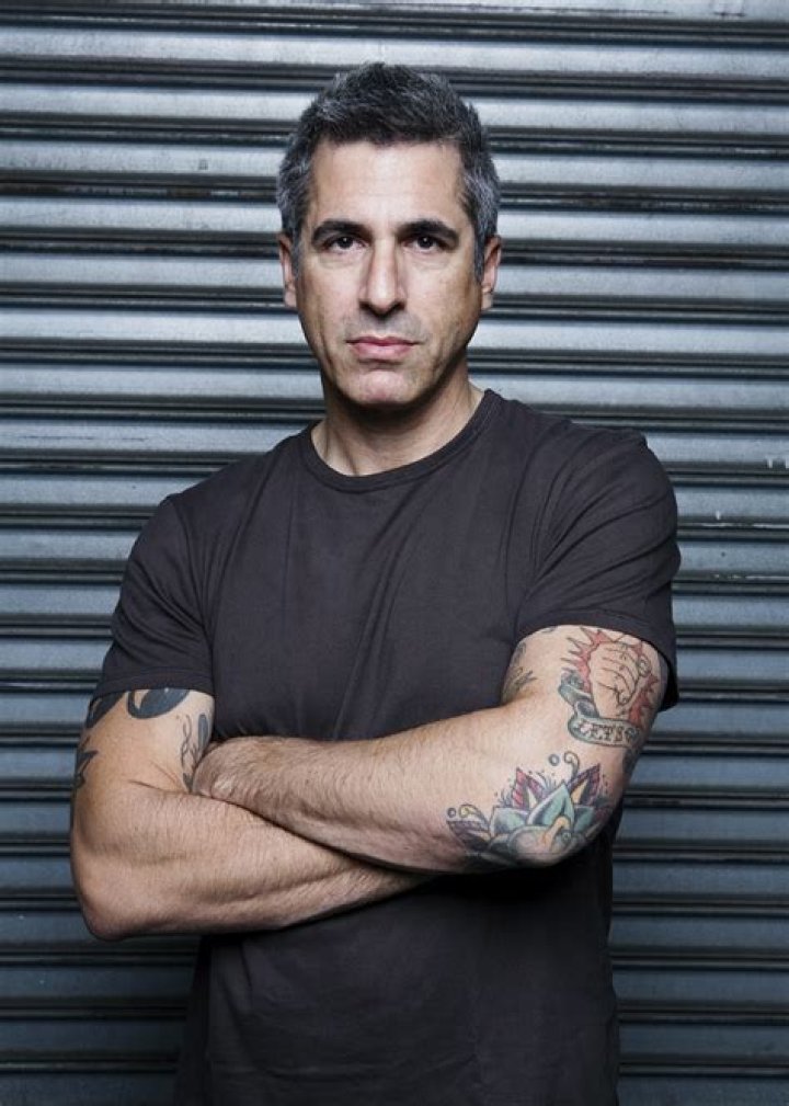 Brett Gurewitz (Guitarist) - Age, Birthday, Bio, Facts, Family, Net Worth, Height & More