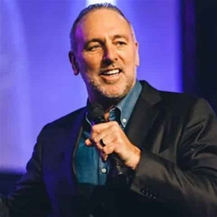 Brian Houston (Religious Leader) - Age, Birthday, Bio, Facts, Family, Net Worth, Height & More
