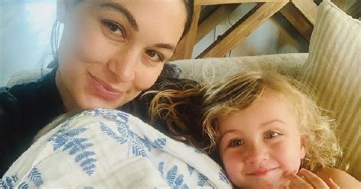 Brie Bella Shares a 1st Glimpse of Newborn Son in Sweet New Photo With Daughter Birdie