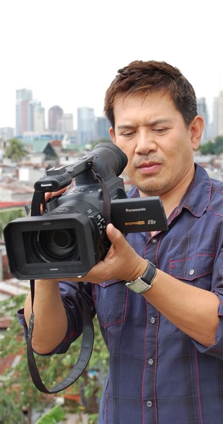 Brillante Mendoza Biography, Age, Height, Wife, Net Worth, Family