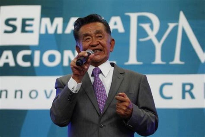 Carlos Kasuga Biography, Age, Height, Wife, Net Worth and Family