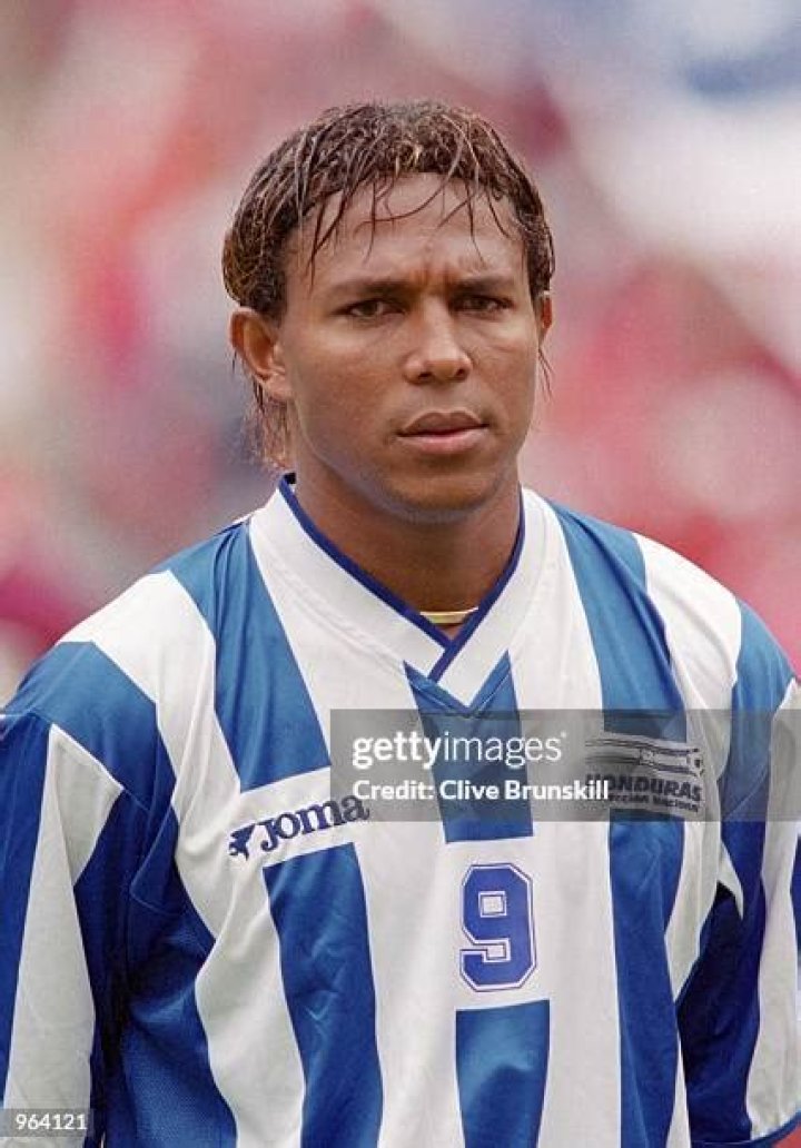 Carlos Pavon (Soccer Player) - Age, Birthday, Bio, Facts, Family, Net Worth, Height & More