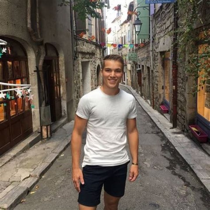 Cas Werox Bio | Age, Wiki, Net worth, Height, Relationship|