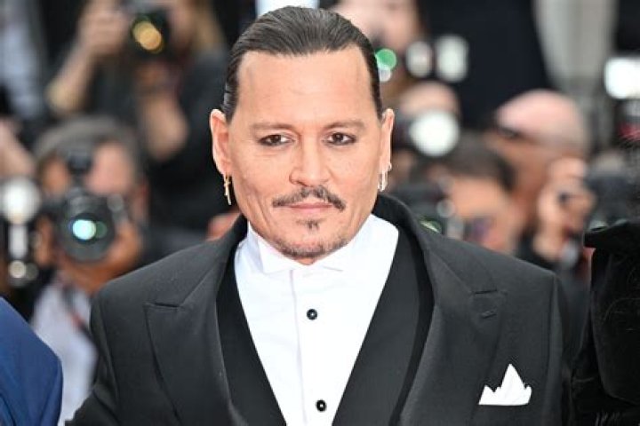 Which Celebs Testified in Favor of Johnny Depp? – Celebsgraphy