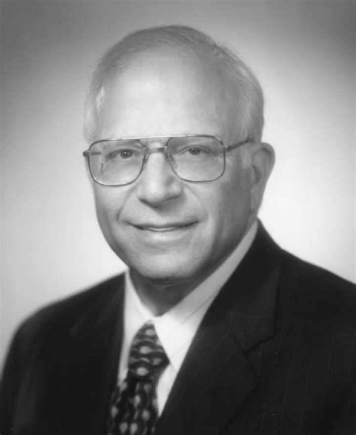 Charles Schusterman Biography, Age, Height, Wife, Net Worth and Family