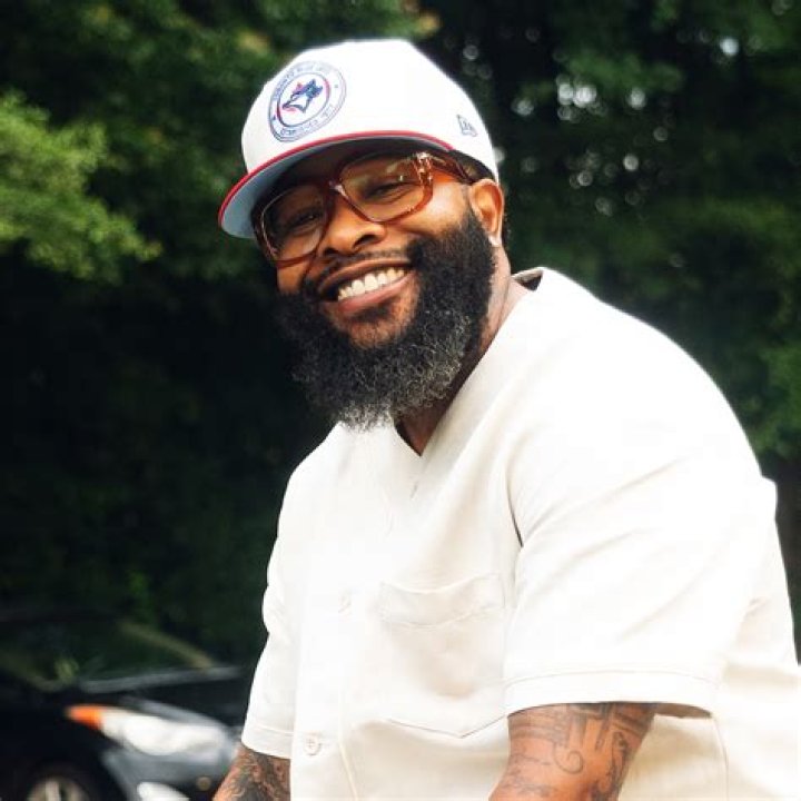 Chico Bean (Comedian) - Age, Birthday, Bio, Facts, Family, Net Worth, Height & More