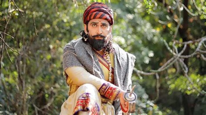 Chinmay Mandlekar Biography, Age, Height, Wife, Net Worth, Family