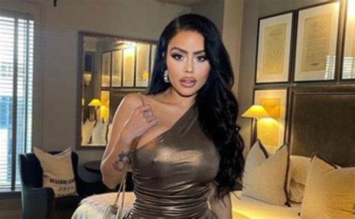 Who is Chloe Saxon? Wiki, Biography, Age, Boyfriend, Height, Family, Ethnicity & More
