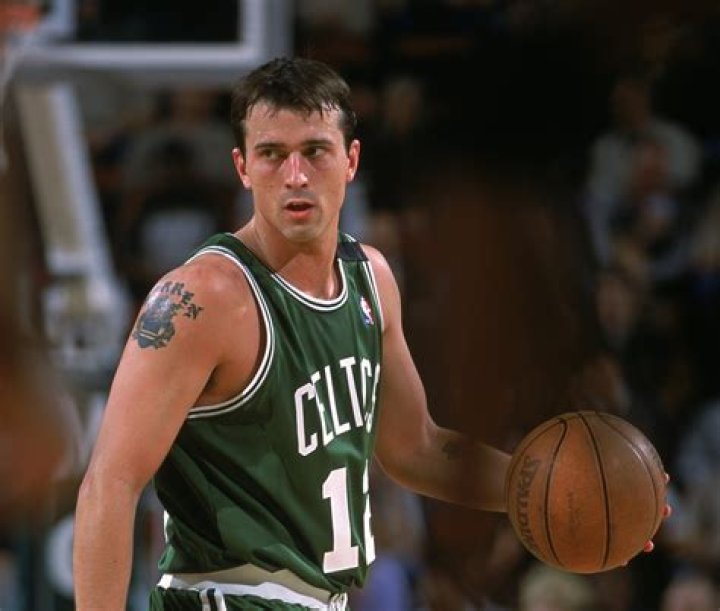 Chris Herren (Basketball Player) - Age, Birthday, Bio, Facts, Family, Net Worth, Height & More