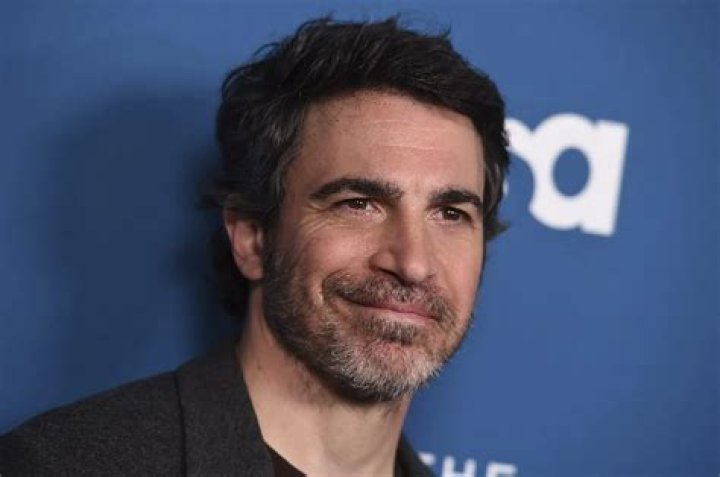 How tall is Chris Messina
