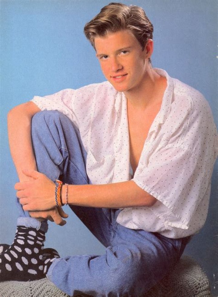 Chris Young Biography, Age, Height, Wife, Net Worth, Family